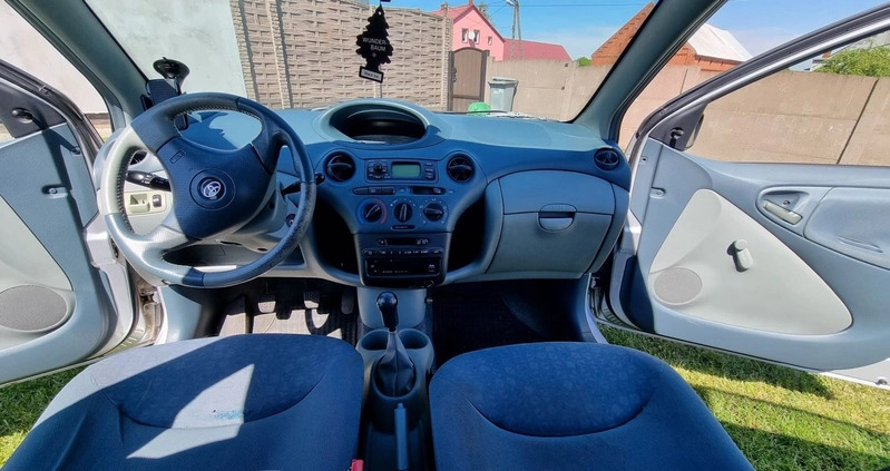 Toyota Yaris cena 4500 przebieg: 242000, rok produkcji 2002 z Nowy Dwór Mazowiecki małe 92